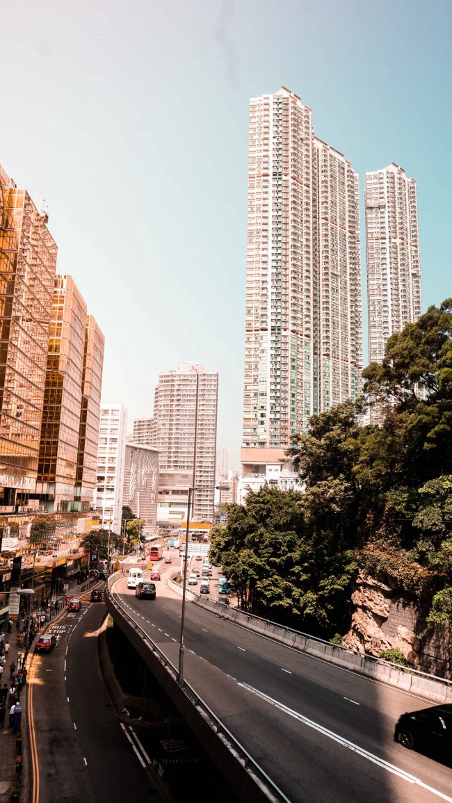 pol_tarres_adventures_honk_kong_verticals-02