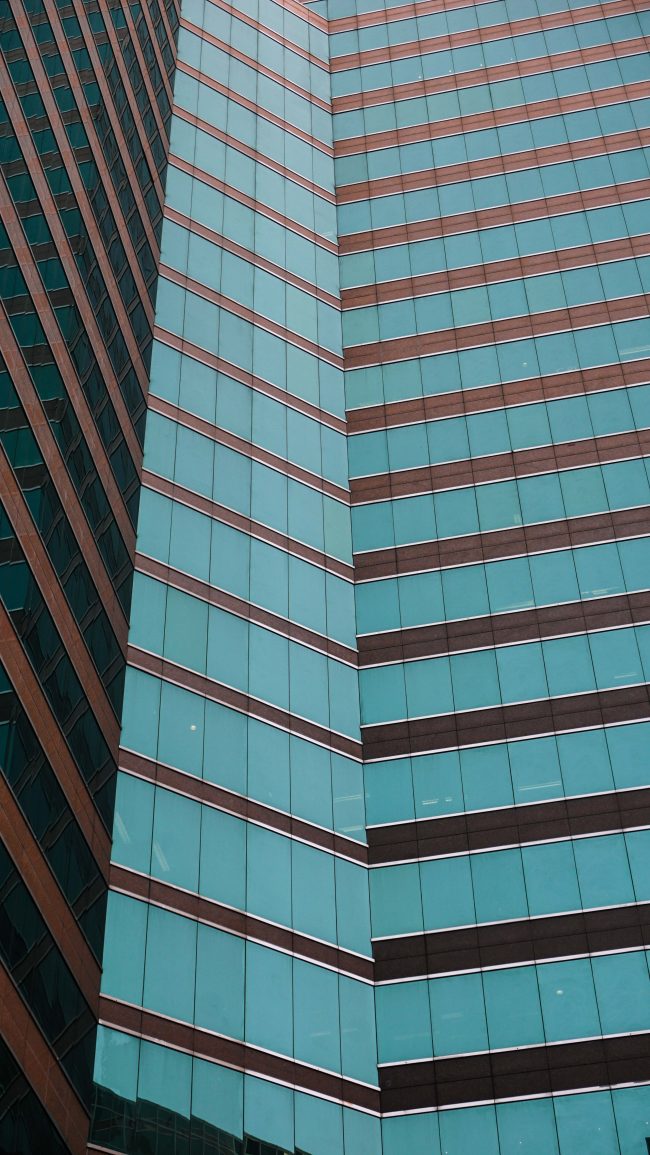 pol_tarres_adventures_honk_kong_verticals-04