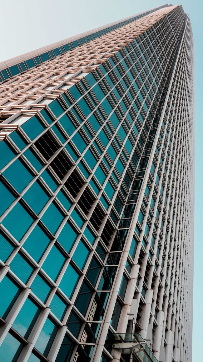 pol_tarres_adventures_honk_kong_verticals-10