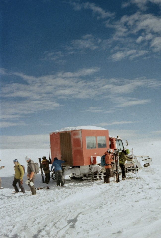 pol_tarres_projects_georgia_ski_2022_analog-02