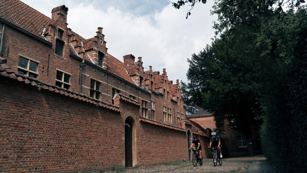 FLANDES BIKE TOURING