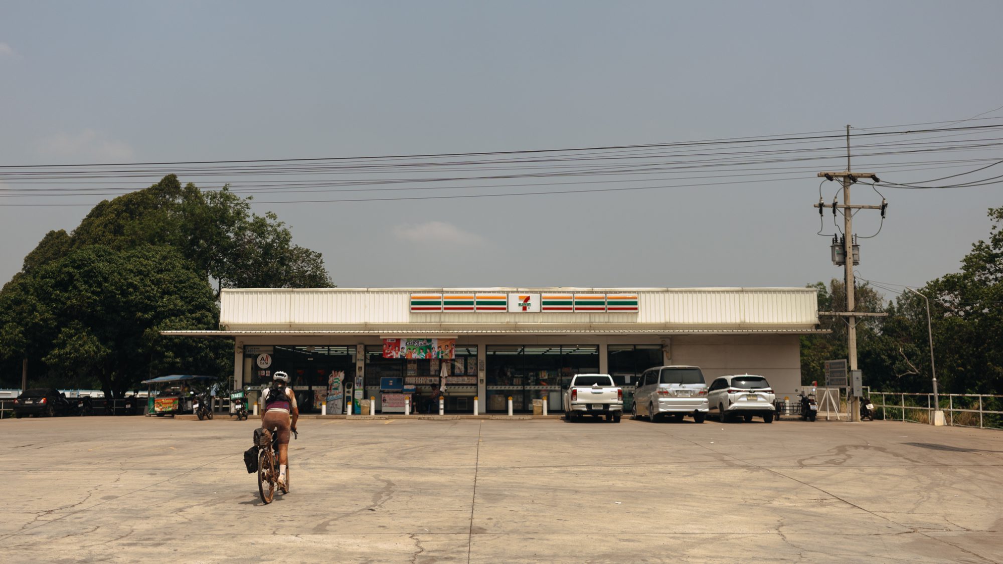 ApperSudio_pol_tarres_bikepacking_to_paradise_thailand_1023