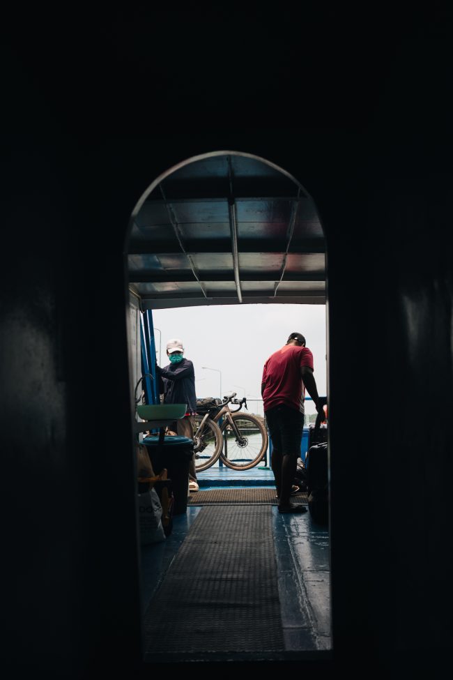 ApperSudio_pol_tarres_bikepacking_to_paradise_thailand_1039