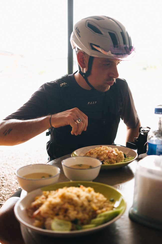 ApperSudio_pol_tarres_bikepacking_to_paradise_thailand_1075