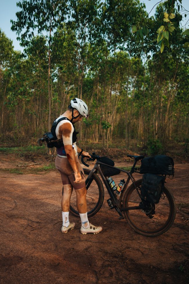 ApperSudio_pol_tarres_bikepacking_to_paradise_thailand_1088