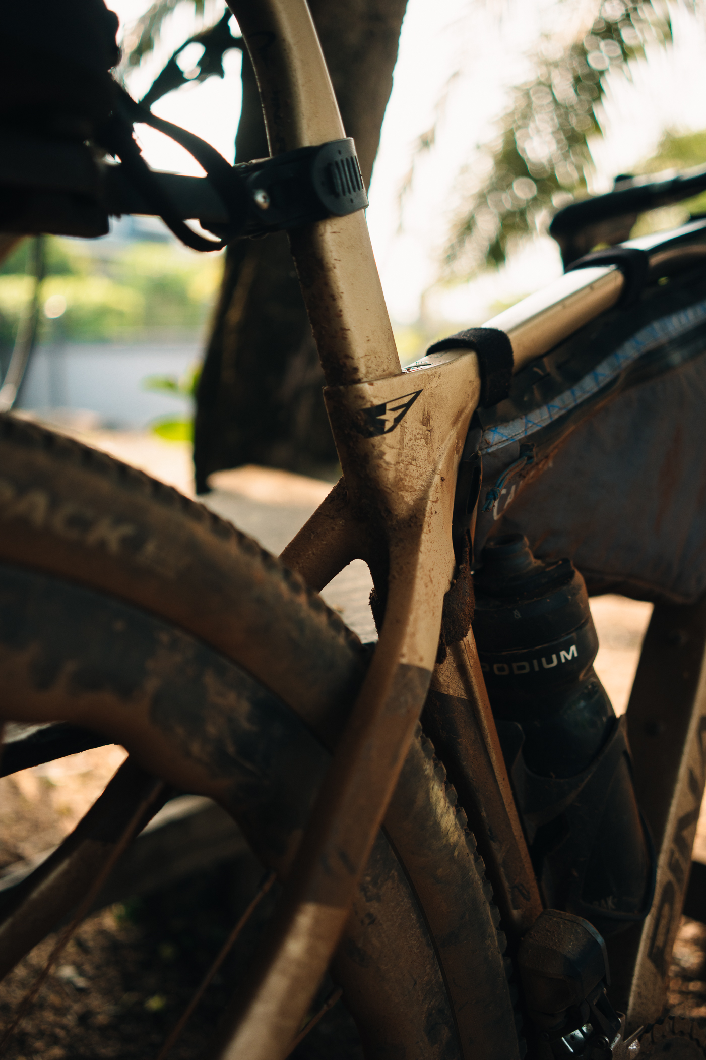 ApperSudio_pol_tarres_bikepacking_to_paradise_thailand_1098