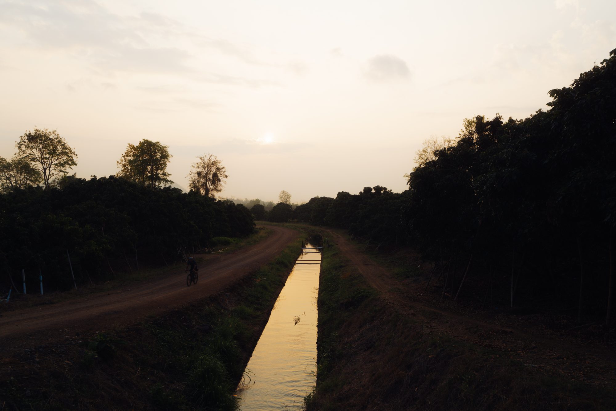 ApperSudio_pol_tarres_bikepacking_to_paradise_thailand_58